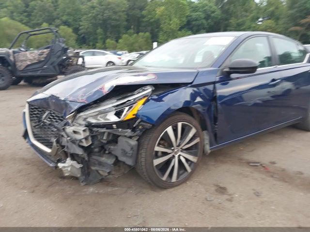 45801062 :رقم المزاد ، 1N4BL4CV7MN318792 vin ، 2021 Nissan Altima Sr Fwd مزاد بيع