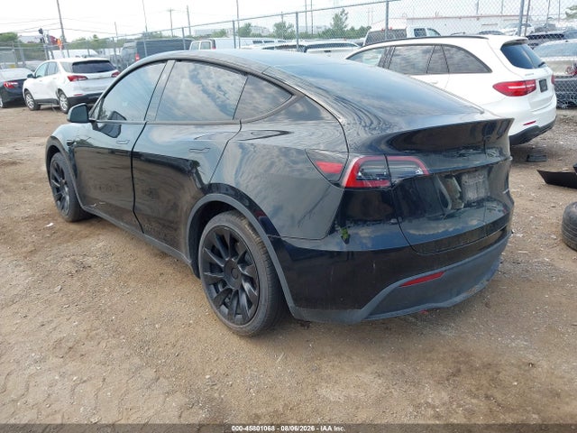 Продаж на аукціоні авто 2023 Tesla Model Y Awd/long Range Dual Motor All-wheel Drive, vin: 7SAYGDEE7PA185394, номер лоту: 45801068