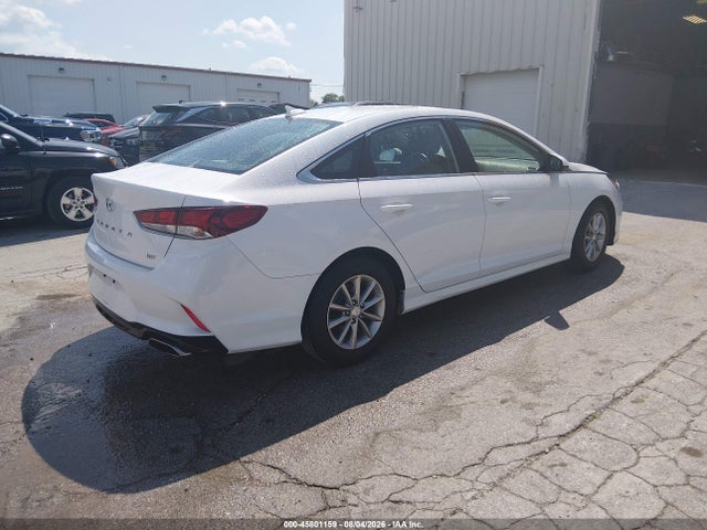 Продажа на аукционе авто 2018 Hyundai Sonata Eco, vin: 5NPE24AA4JH701109, номер лота: 45801159