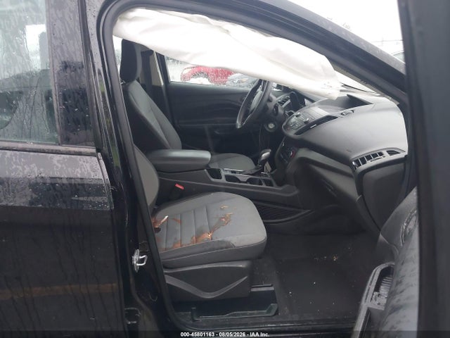 Продажа на аукционе авто 2019 Ford Escape S, vin: 1FMCU0F77KUB96645, номер лота: 45801163