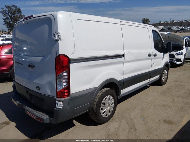 Ford Transit-150 2016 1FTYE1YMXGKB41416 Image 4