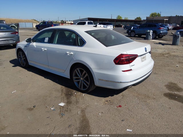 1VWDT7A33HC056824 Volkswagen Passat 1.8t R-line