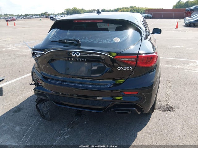 2017 Infiniti Qx30 Sport მანქანა იყიდება აუქციონზე, vin: SJKCH5CP3HA024758, აუქციონის ნომერი: 45801186