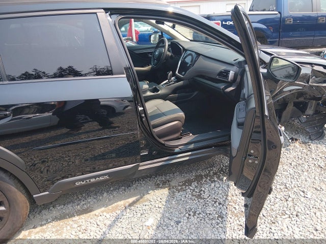 4S4BTALC8S3198125 Subaru Outback Onyx Edition