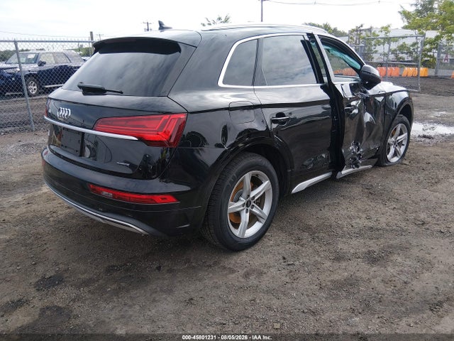45801231 :رقم المزاد ، WA1AAAFY9M2091956 vin ، 2021 Audi Q5 Premium 45 Tfsi Quattro S Tronic مزاد بيع