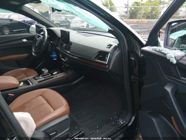45801231 :رقم المزاد ، WA1AAAFY9M2091956 vin ، 2021 Audi Q5 Premium 45 Tfsi Quattro S Tronic مزاد بيع