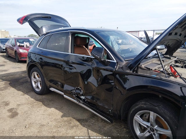 45801231 :رقم المزاد ، WA1AAAFY9M2091956 vin ، 2021 Audi Q5 Premium 45 Tfsi Quattro S Tronic مزاد بيع