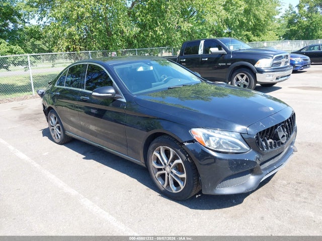 45801232 :رقم المزاد ، 55SWF4KB2FU032486 vin ، 2015 Mercedes-benz C 300 4matic مزاد بيع