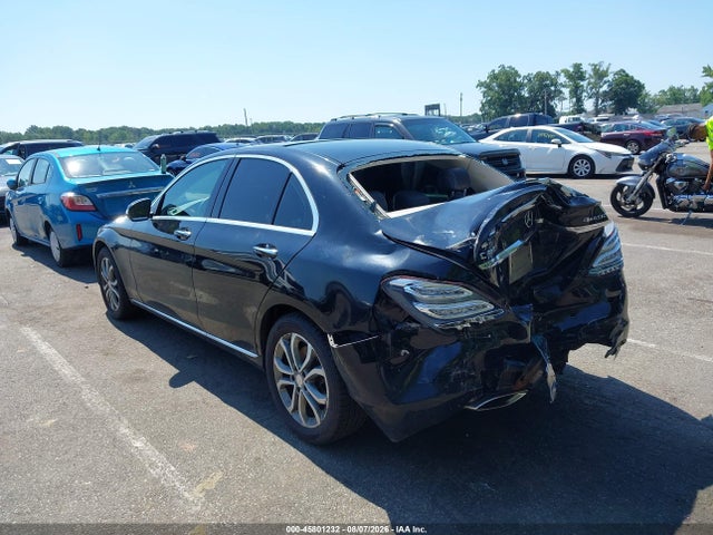 45801232 :رقم المزاد ، 55SWF4KB2FU032486 vin ، 2015 Mercedes-benz C 300 4matic مزاد بيع
