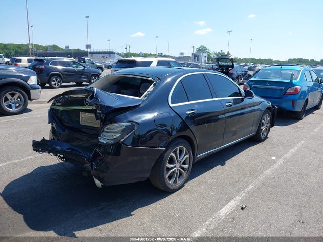 45801232 :رقم المزاد ، 55SWF4KB2FU032486 vin ، 2015 Mercedes-benz C 300 4matic مزاد بيع