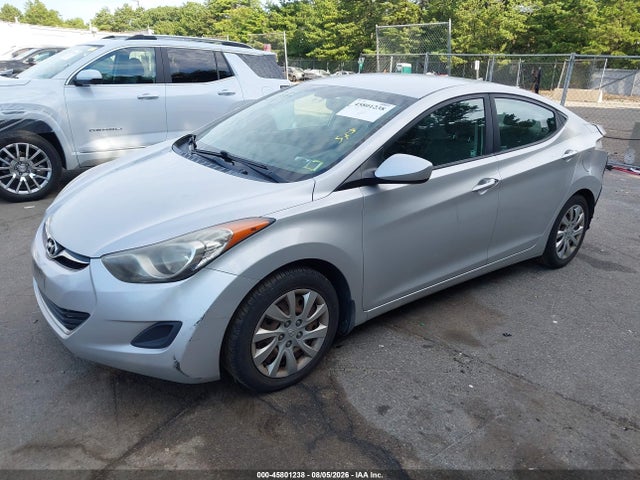 Auction sale of the 2013 Hyundai Elantra Gls, vin: KMHDH4AE7DU626070, lot number: 45801238
