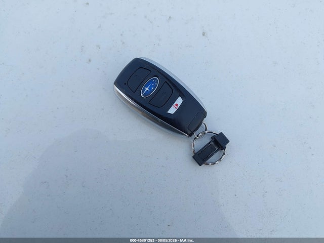45801253 :رقم المزاد ، JF2GPANC8G8272845 vin ، 2016 Subaru Crosstrek 2.0i Limited مزاد بيع