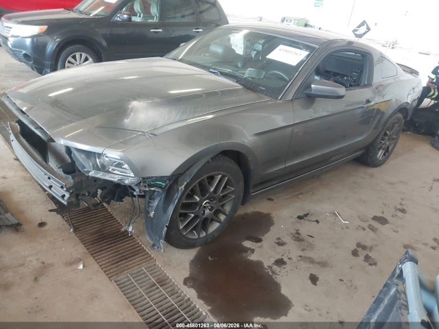 Продажа на аукционе авто 2013 Ford Mustang V6 Premium, vin: 1ZVBP8AM0D5225092, номер лота: 45801263