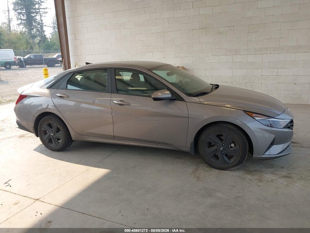 45801272 :رقم المزاد ، KMHLM4AG1PU491925 vin ، 2023 Hyundai Elantra Sel مزاد بيع