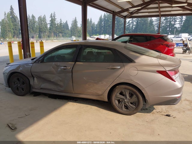 45801272 :رقم المزاد ، KMHLM4AG1PU491925 vin ، 2023 Hyundai Elantra Sel مزاد بيع