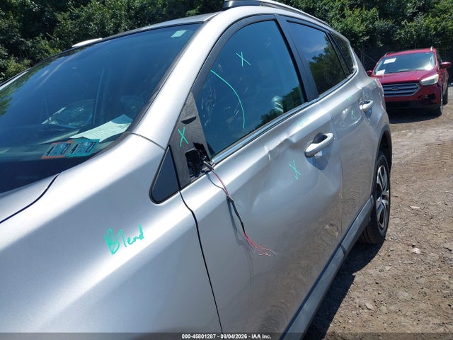 Toyota RAV4 LE 2016 2T3BFREV3GW417988 Image 6