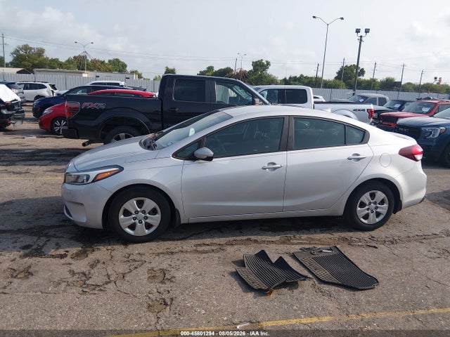 Продаж на аукціоні авто 2017 Kia Forte Lx, vin: 3KPFK4A74HE160120, номер лоту: 45801294