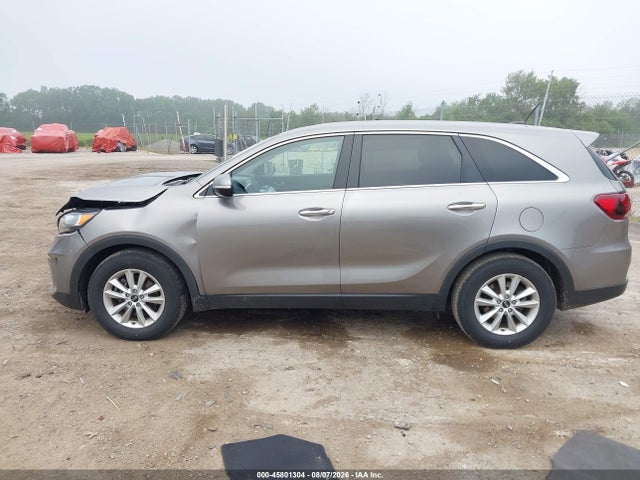 45801304 :رقم المزاد ، 5XYPG4A56KG487021 vin ، 2019 Kia Sorento 3.3l Lx مزاد بيع