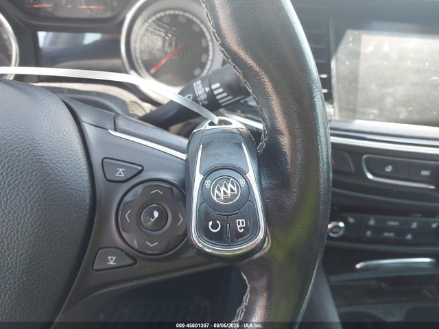 45801307 :رقم المزاد ، W04GP6SX4J1077919 vin ، 2018 Buick Regal Sportback Essence مزاد بيع