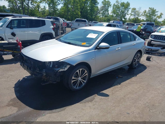 45801307 :رقم المزاد ، W04GP6SX4J1077919 vin ، 2018 Buick Regal Sportback Essence مزاد بيع