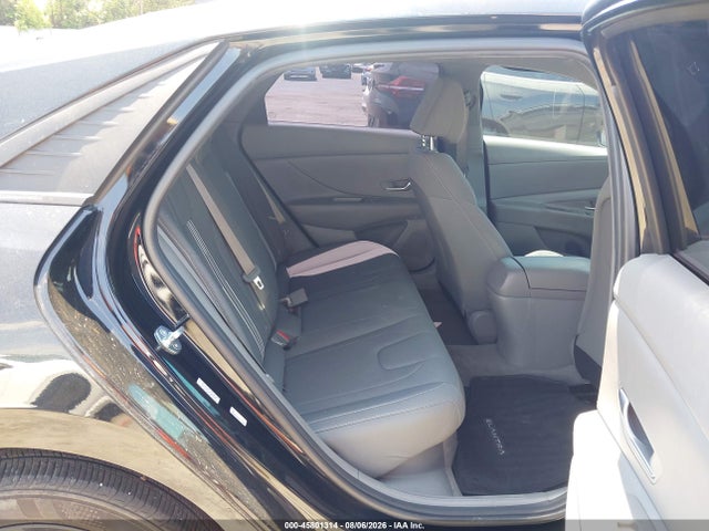KMHLM4AJ2PU086880 Hyundai Elantra Hybrid Blue
