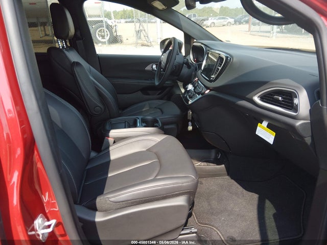 Продажа на аукционе авто 2027 Chrysler Pacifica, vin: 2C4RC1BG1VR568222, номер лота: 45801346