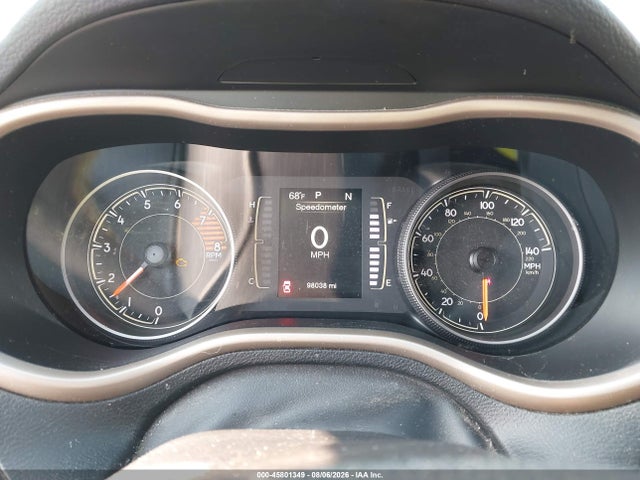 45801349 :رقم المزاد ، 1C4PJMCS3HW538670 vin ، 2017 Jeep Cherokee Latitude مزاد بيع