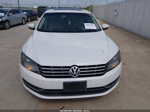 2013 Volkswagen Passat 2.5l Sel მანქანა იყიდება აუქციონზე, vin: 1VWCH7A36DC103626, აუქციონის ნომერი: 45801398