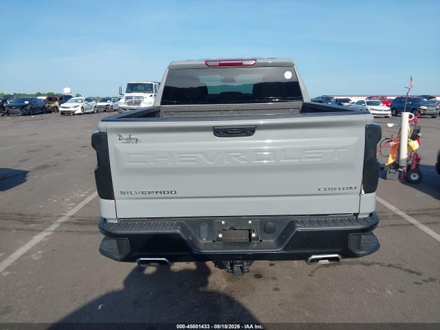 Продажа на аукционе авто 2024 Chevrolet Silverado 1500 4wd  Short Bed Custom Trail Boss, vin: 3GCUDCED0RG320074, номер лота: 45801433