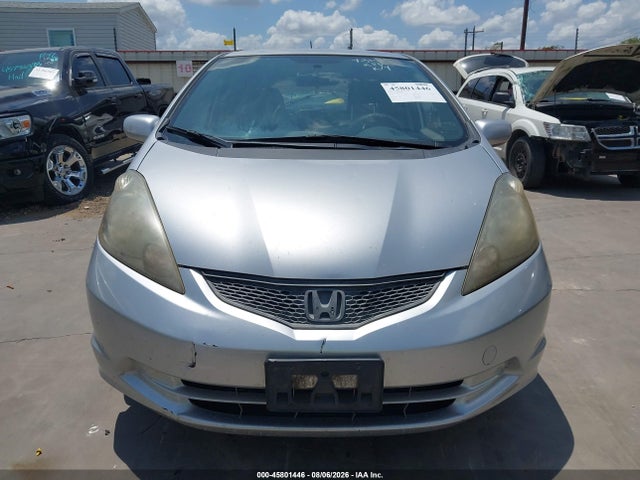 45801446 :رقم المزاد ، JHMGE8H30DC058464 vin ، 2013 Honda Fit مزاد بيع