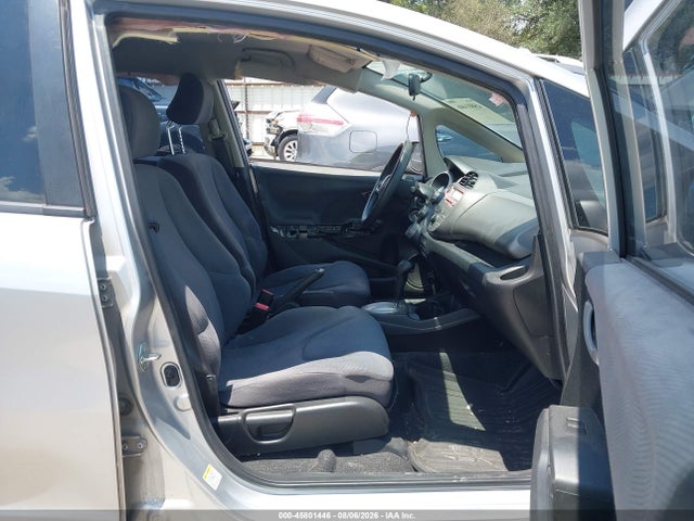 45801446 :رقم المزاد ، JHMGE8H30DC058464 vin ، 2013 Honda Fit مزاد بيع