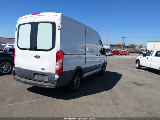 Ford Transit-250 2015 1FTNR1CMXFKA68349 Image 4