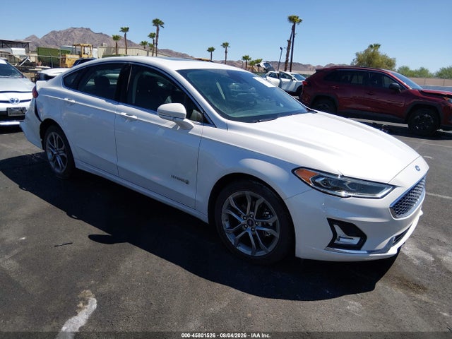 2019 3FA6P0RU1KR176477 main image
