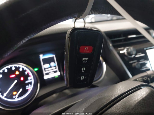 Продажа на аукционе авто 2018 Toyota Camry Le, vin: JTNB11HK9J3029543, номер лота: 45801545