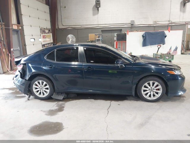 Продажа на аукционе авто 2018 Toyota Camry Le, vin: JTNB11HK9J3029543, номер лота: 45801545