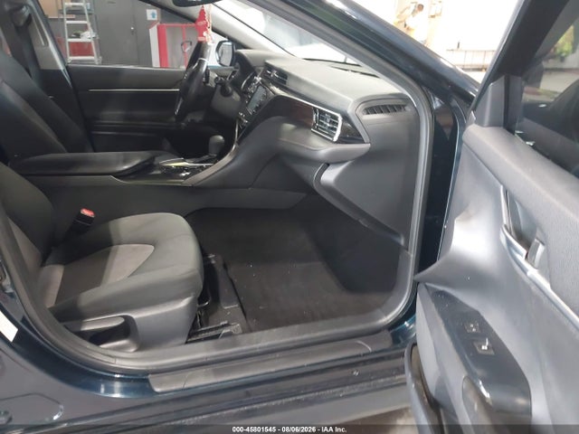 Продажа на аукционе авто 2018 Toyota Camry Le, vin: JTNB11HK9J3029543, номер лота: 45801545