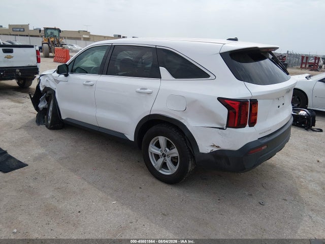 KIA SORENTO LX 2023 5XYRGDLC8PG168117 Image 3