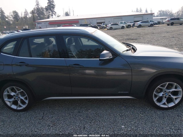 2015 Bmw X1 Xdrive28i მანქანა იყიდება აუქციონზე, vin: WBAVL1C50FVY36359, აუქციონის ნომერი: 45801644