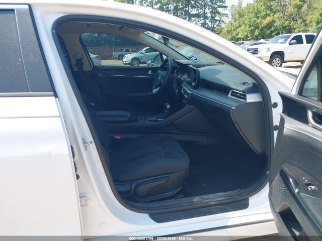 5XXG24J24MG021258 KIA K5 LX