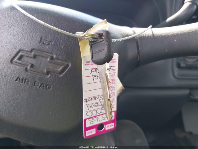 Продажа на аукционе авто 2000 Chevrolet Silverado 1500, vin: 1GCEC14W8YE136750, номер лота: 45801771