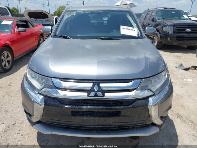 45801864 :رقم المزاد ، JA4AD3A36JZ010073 vin ، 2018 Mitsubishi Outlander Se مزاد بيع