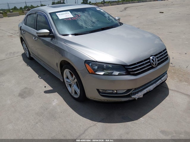 45801894 :رقم المزاد ، 1VWCN7A30DC074519 vin ، 2013 Volkswagen Passat Sel مزاد بيع