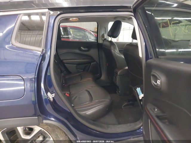 45801903 :رقم المزاد ، 3C4NJDDB4JT207582 vin ، 2018 Jeep Compass Trailhawk 4x4 مزاد بيع