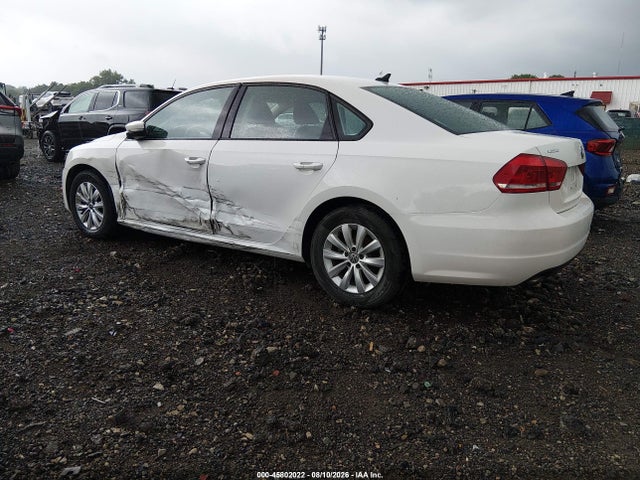 Продаж на аукціоні авто 2015 Volkswagen Passat 1.8t Wolfsburg Edition, vin: 1VWAT7A36FC013482, номер лоту: 45802022