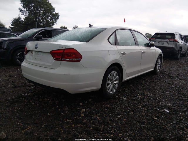 Продаж на аукціоні авто 2015 Volkswagen Passat 1.8t Wolfsburg Edition, vin: 1VWAT7A36FC013482, номер лоту: 45802022