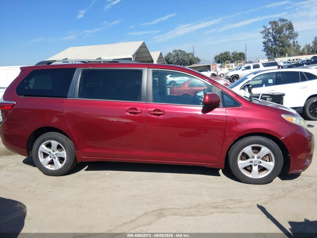 Toyota Sienna Le 8 Passenger 2015 5TDKK3DCXFS569551 Image 13