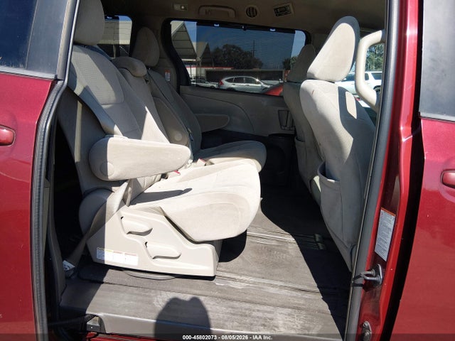 Toyota Sienna Le 8 Passenger 2015 5TDKK3DCXFS569551 Image 8