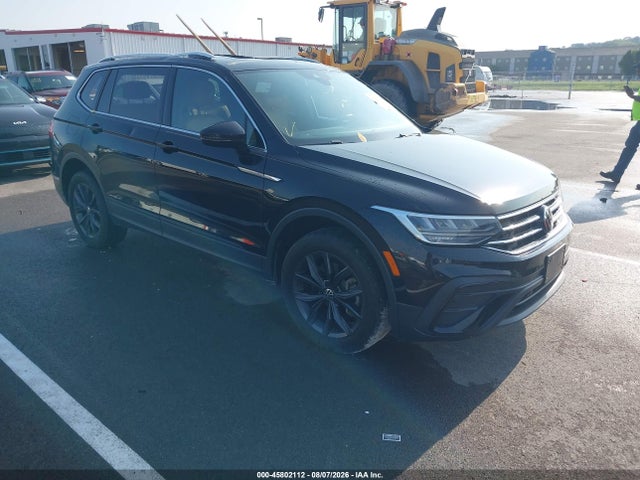 2022 Volkswagen Tiguan 2.0t Se მანქანა იყიდება აუქციონზე, vin: 3VV2B7AX8NM040100, აუქციონის ნომერი: 45802112