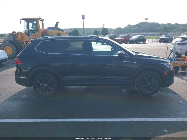 2022 Volkswagen Tiguan 2.0t Se მანქანა იყიდება აუქციონზე, vin: 3VV2B7AX8NM040100, აუქციონის ნომერი: 45802112
