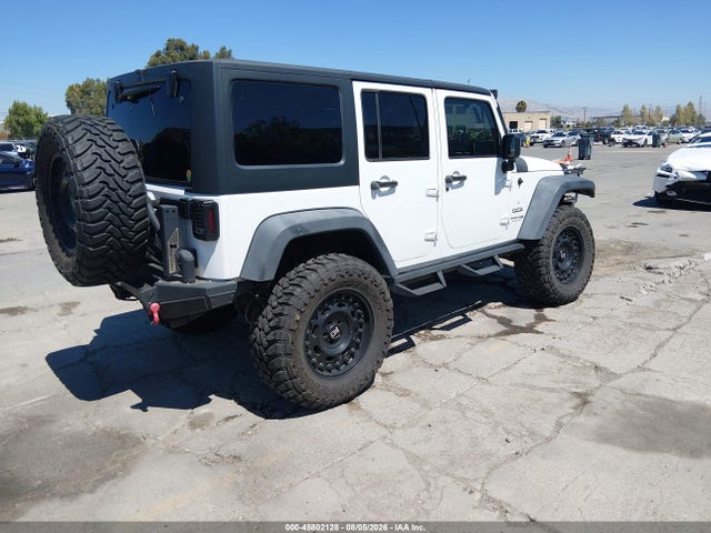 1C4BJWDG4JL831081 Jeep Wrangler Jk Unlimited Sport S 4x4